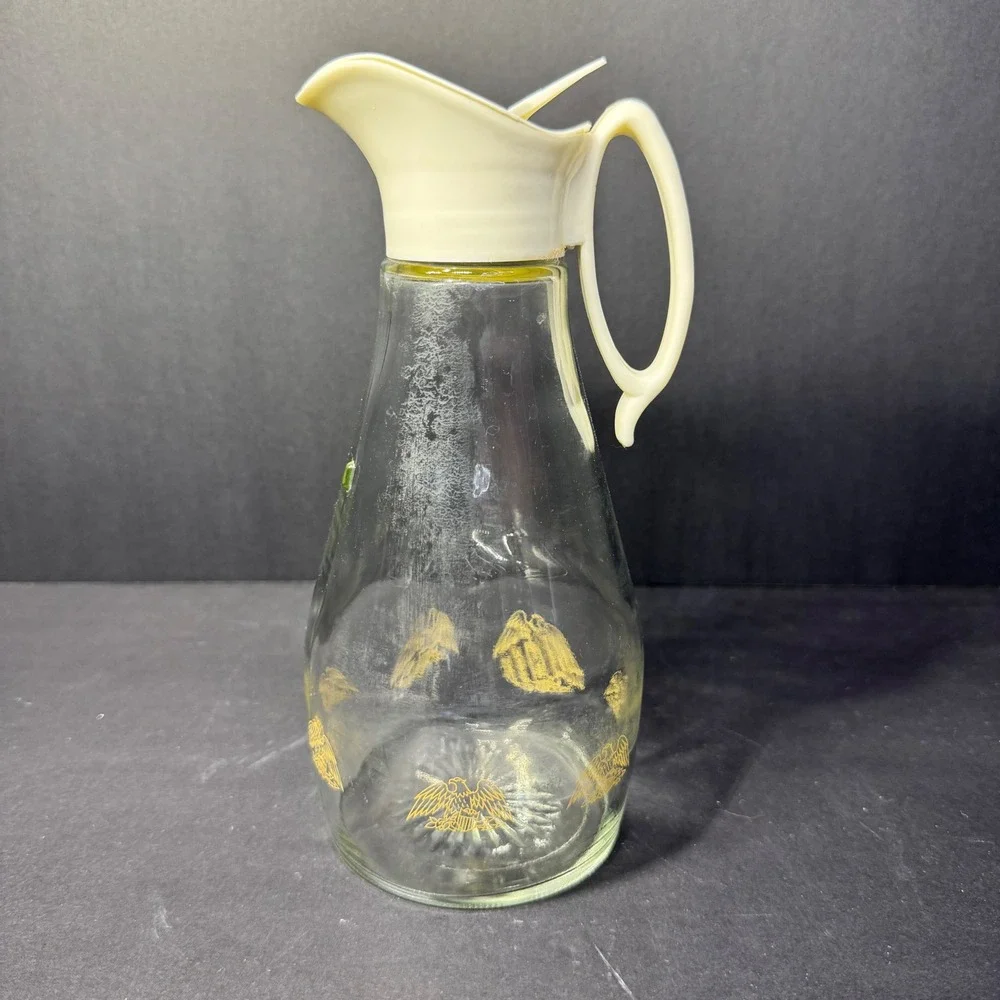 Vintage Log Cabin Glass Syrup Pitcher Gold Eagle Pattern Flip Top Lid 8.5 inch